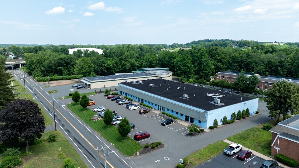 More Photos Of 256 Main St, East Windsor Research And Development For Sale
