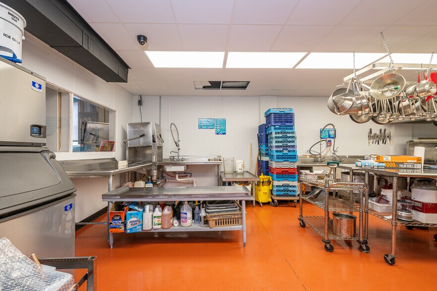 More Photos Of 106 Stoney Battery Rd, Troutville Restaurant For Sale