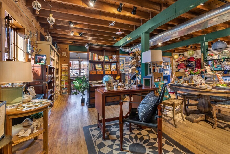 More Photos Of 10440 Water Street, Ephraim General Retail For Sale