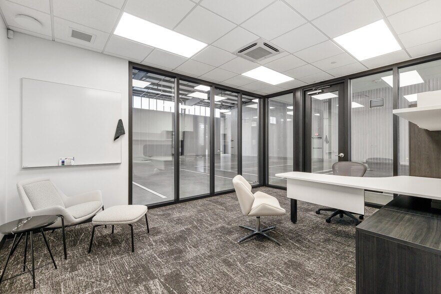 More Photos Of 18409 Intercontinental Crossing Dr, Houston Warehouse For Sale