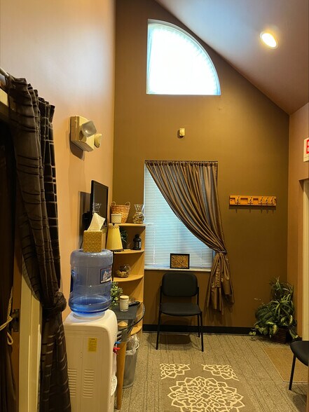 More Photos Of 750 Route 73 S, Marlton Medical For Lease