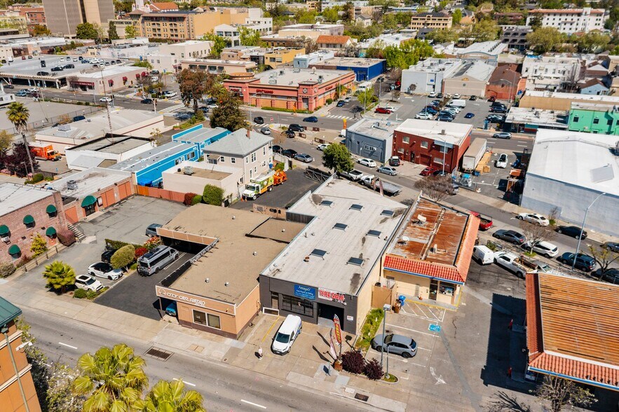 More Photos Of 820 2nd St, San Rafael Service Station For Sale