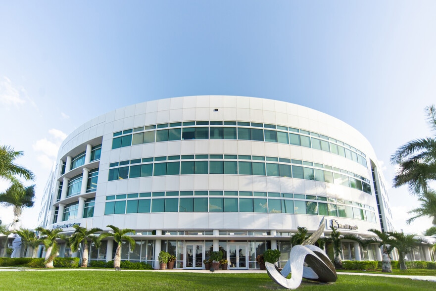 Primary Photo Of 3301 N University Dr, Coral Springs Office For Lease