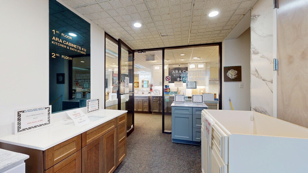 More Photos Of 39 S Milwaukee Ave, Wheeling Medical For Sale