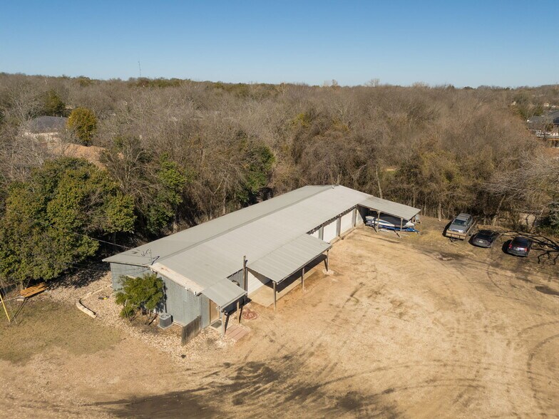 More Photos Of 7310 Sherwood Rd, Austin Flex For Lease
