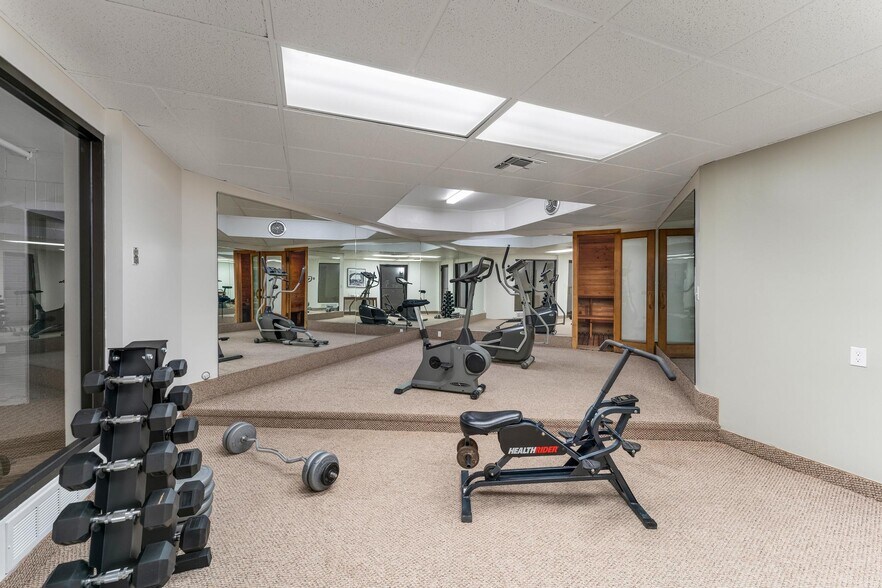 More Photos Of 333 N Main St, Richfield Hotel For Sale