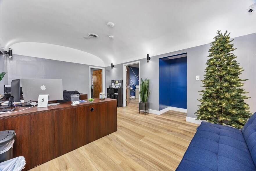 More Photos Of 9831 Rosedale Hwy, Bakersfield Office For Sale