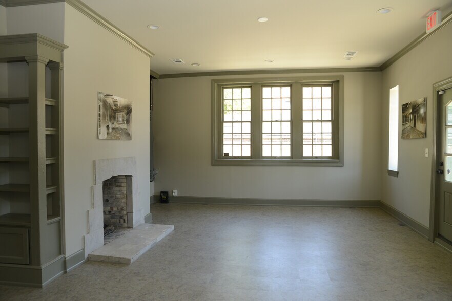 More Photos Of 1220 Gallatin Ave, Nashville Storefront Retail Office For Sale