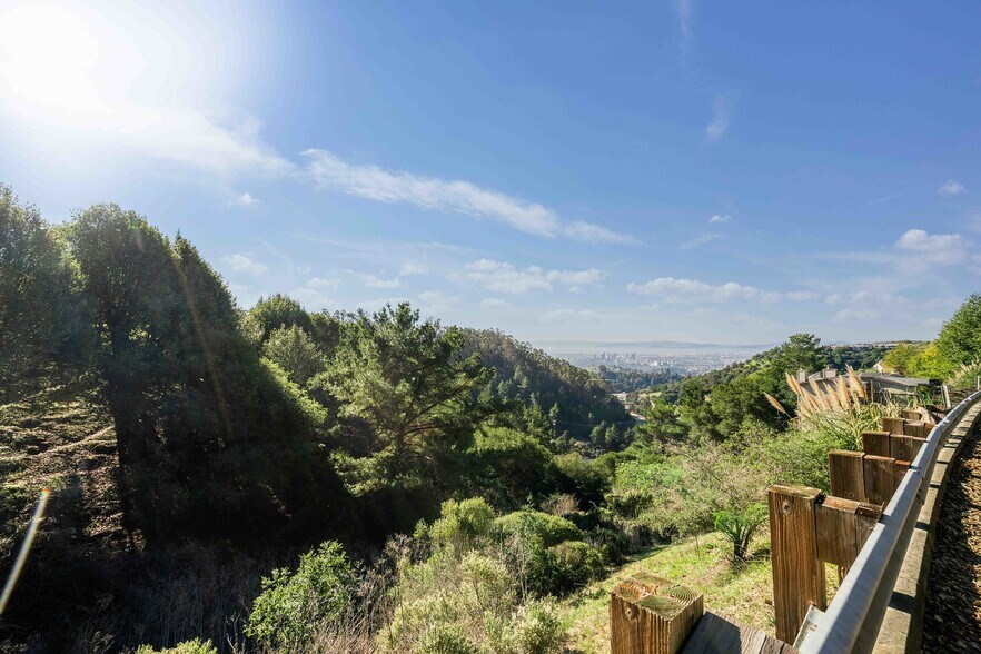 More Photos Of Tunnel Rd. & Broadway Tunnel Fwy, Oakland Land For Sale