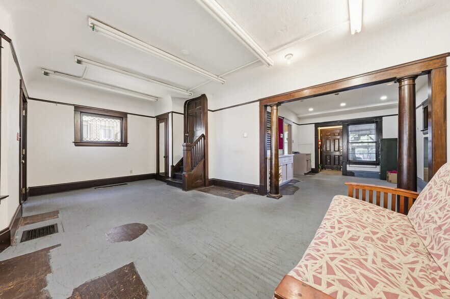 More Photos Of 12406 Larchmere Blvd, Cleveland General Retail For Sale