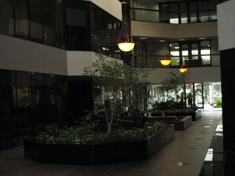 More Photos Of 11111 Richmond Ave, Houston Office For Lease