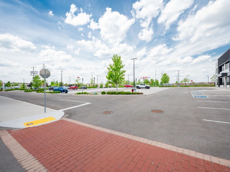 More Photos Of 465 Harry Walker Pky S, Newmarket Warehouse For Sale