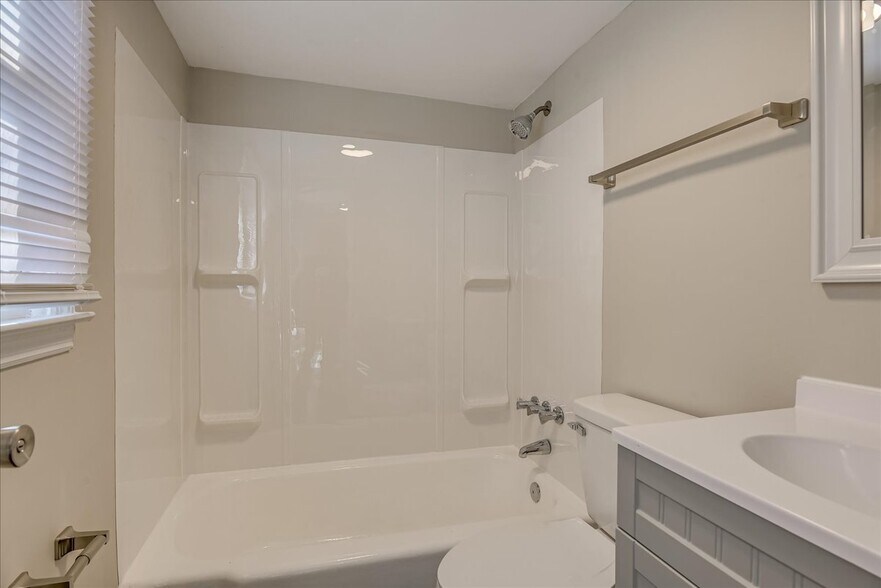 More Photos Of 602-604 3rd St, Augusta Apartments For Sale