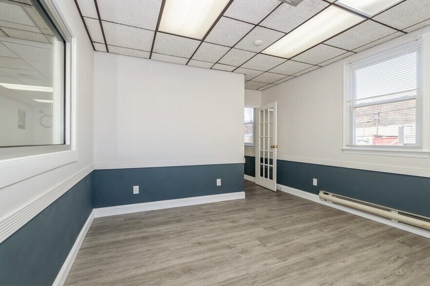 More Photos Of 1100 US Highway 22, North Plainfield Office For Lease