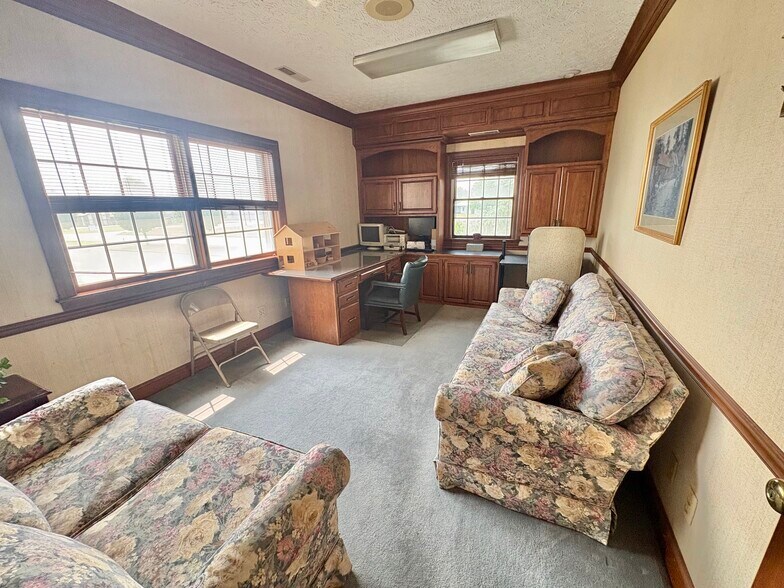 More Photos Of 1485 Commerce Park Dr, Tipp City Medical For Sale
