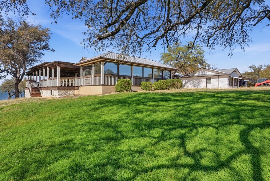 More Photos Of 18617 E State Highway 29, Buchanan Dam Apartments For Sale