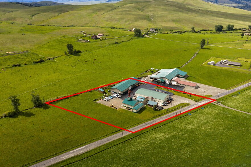 More Photos Of 2870 Gold Creek Rd, Gold Creek Industrial For Sale