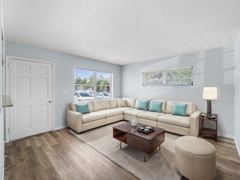 More Photos Of 1000 Stickney Point Rd, Sarasota Multifamily For Sale