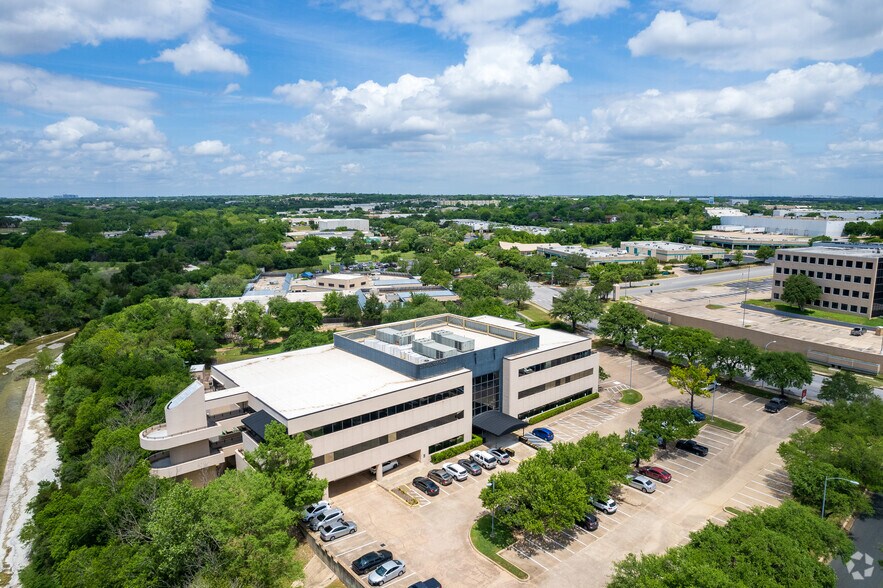 More Photos Of 1812 Centre Creek Dr, Austin Office For Lease