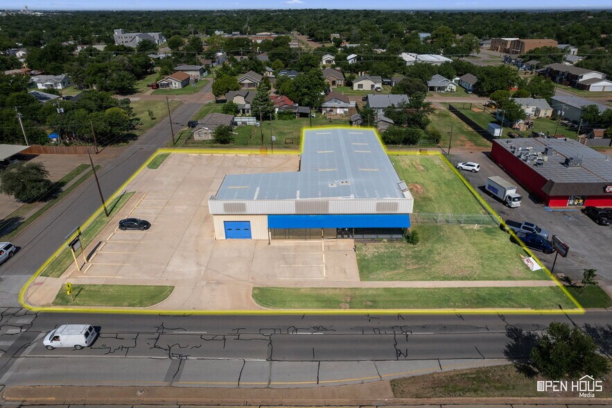 More Photos Of 2412 Kemp Blvd, Wichita Falls Light Manufacturing For Sale