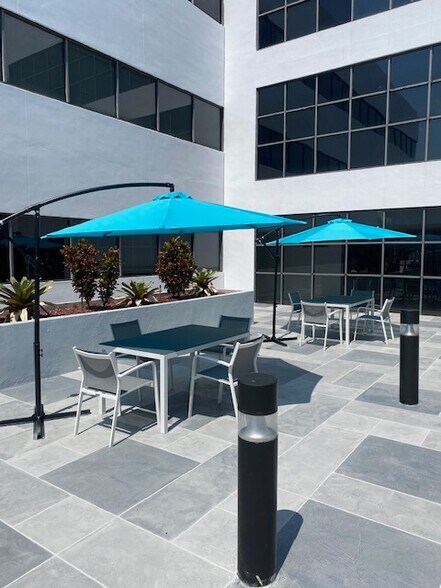 More Photos Of 14750 NW 77th Ct, Miami Lakes Office For Lease