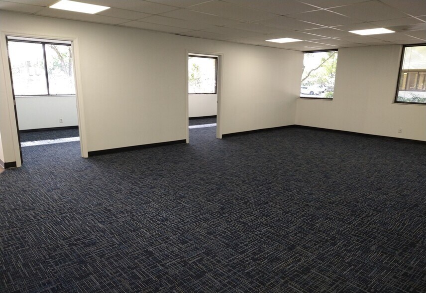 More Photos Of 3115 NW 10th Ter, Oakland Park Unknown For Lease