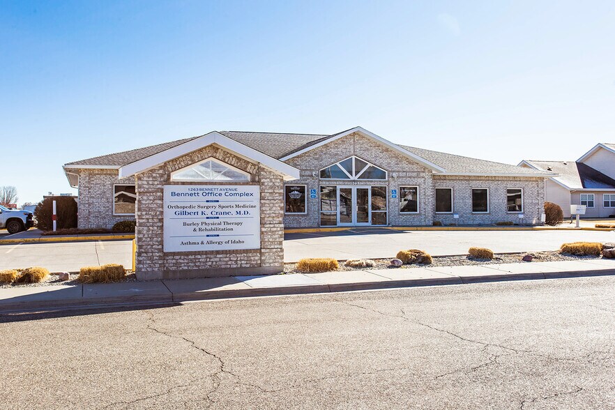 More Photos Of 1263 Bennett Ave, Burley Medical For Lease