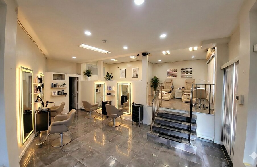 More Photos Of 554-560 E 18th St, Paterson Storefront Retail Residential For Lease