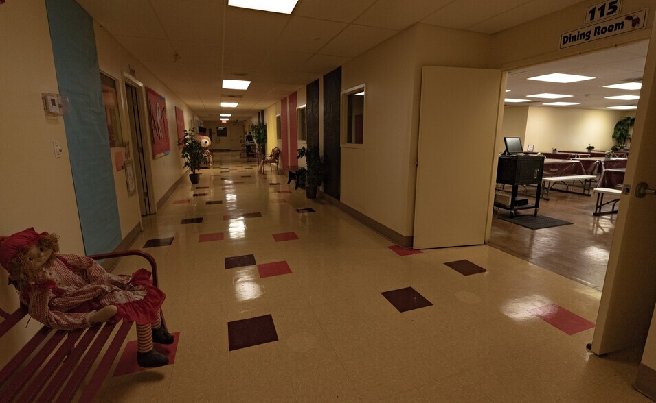 More Photos Of 8190 Pensacola Blvd, Pensacola Specialty For Sale