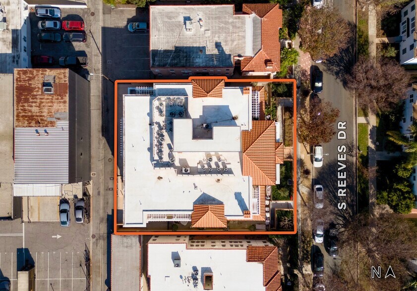 More Photos Of 313 S Reeves Dr, Beverly Hills Apartments For Sale