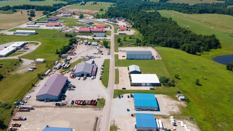 More Photos Of 66850 Executive Dr, Saint Clairsville Warehouse For Lease