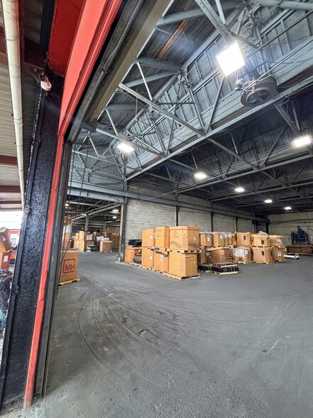More Photos Of 6225 State Rd, Philadelphia Warehouse For Lease