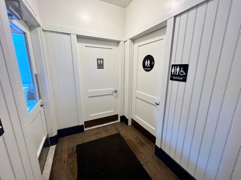 More Photos Of 145 1st St, Los Altos Restaurant For Lease