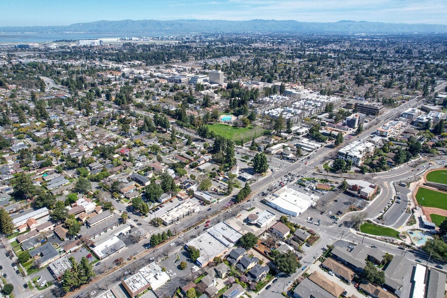 More Photos Of 1313 W El Camino Real, Mountain View Freestanding For Sale