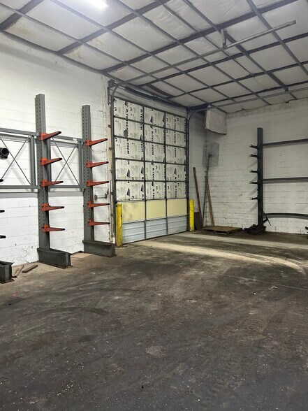 More Photos Of 5589 W National Rd, Springfield Warehouse For Sale