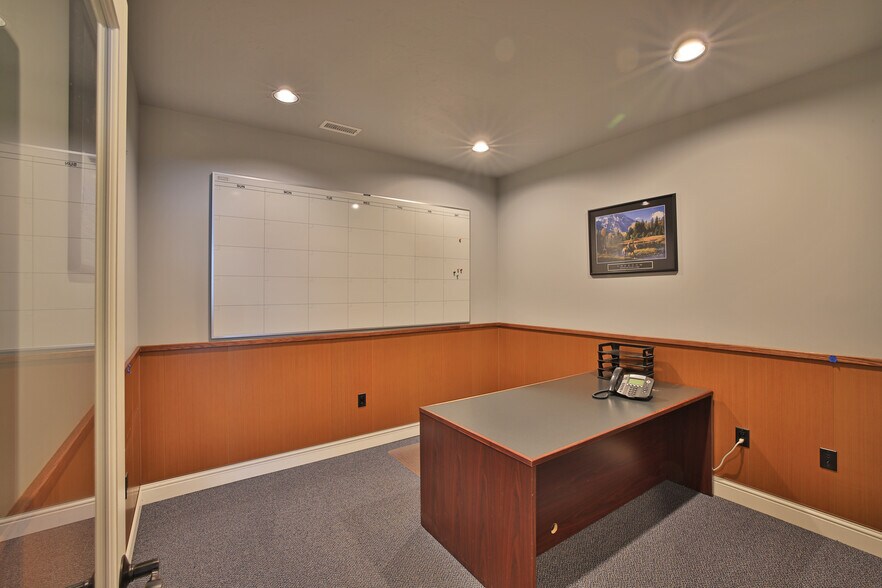 More Photos Of 15739 Pearl Ave, Collbran Light Manufacturing For Sale