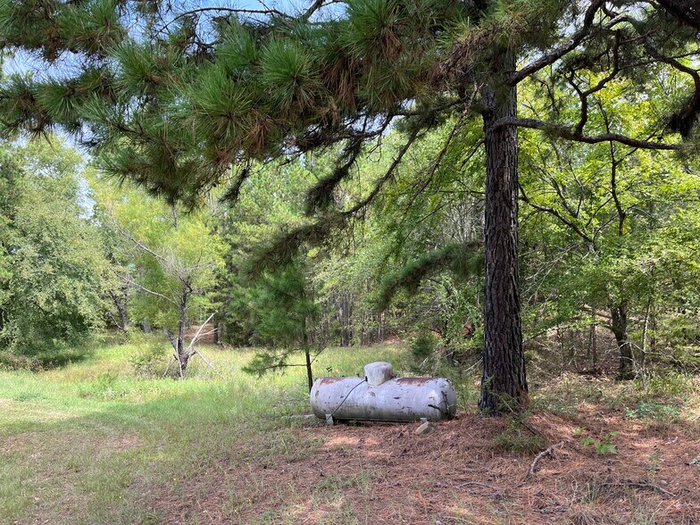 More Photos Of 27546 Reservation Rd, Daisy Land For Sale