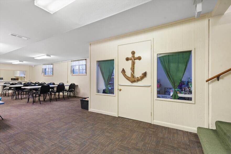 More Photos Of 2100 7th St, Baker City Specialty For Sale