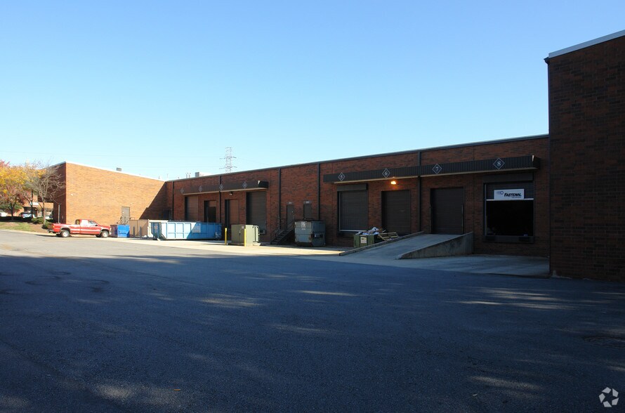 More Photos Of 6230 Regency Pky, Norcross Unknown For Lease