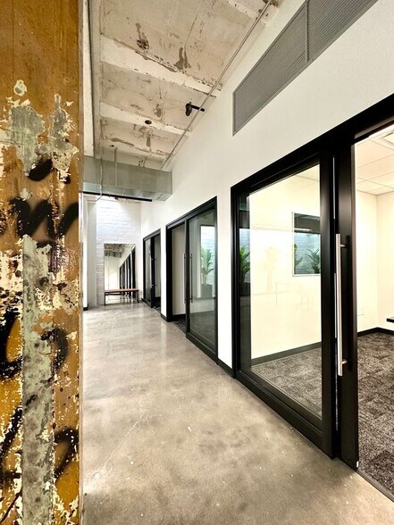 More Photos Of 2410 Polk St, Houston Office For Lease