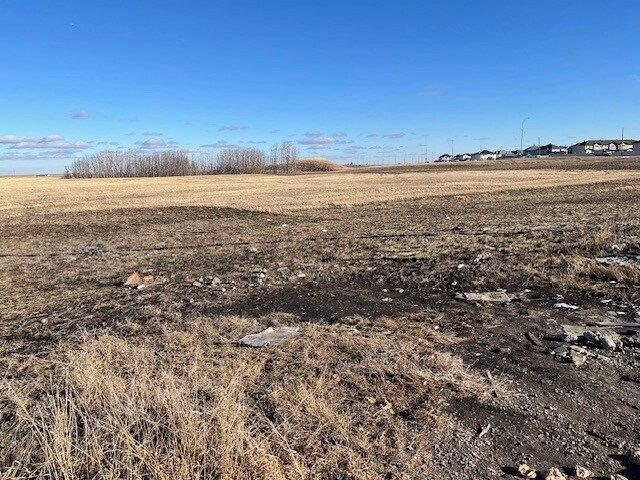 More Photos Of 10010 68 St NE, Calgary Land For Sale