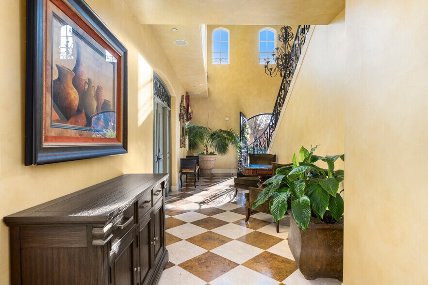 More Photos Of 1210 Arden Hills Ln, Sacramento Specialty For Sale