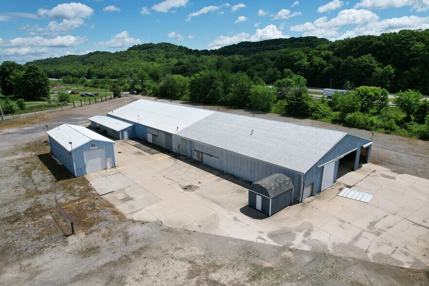 More Photos Of 1490 Truss Rd SW, New Philadelphia Warehouse For Sale