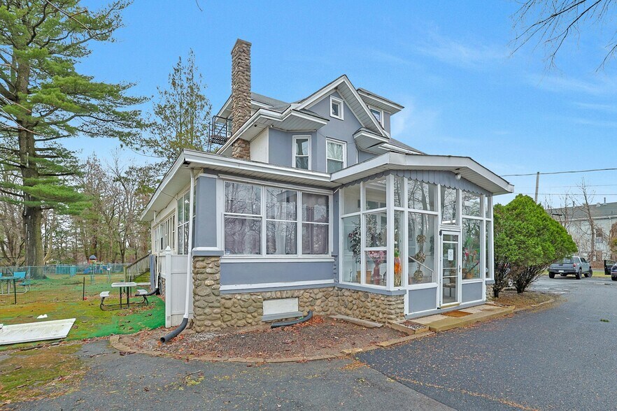 More Photos Of , Pearl River Unknown For Sale