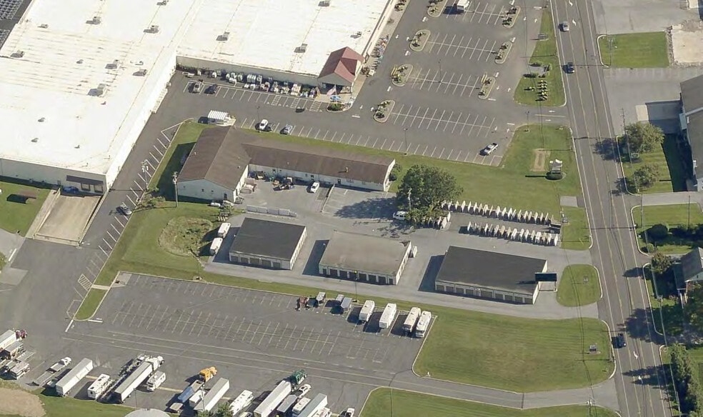 Primary Photo Of 569 Furnace Hills Pike, Lititz Warehouse For Lease
