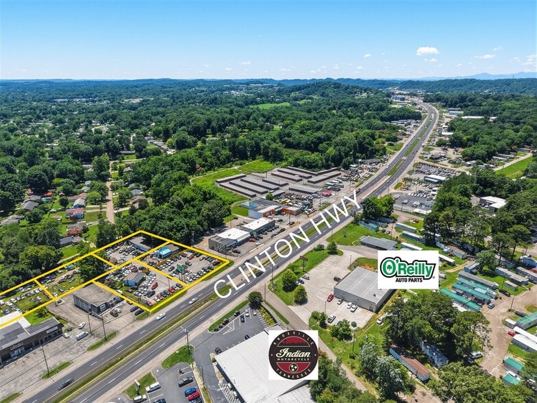 More Photos Of 5855 Clinton Hwy, Knoxville Auto Dealership For Sale