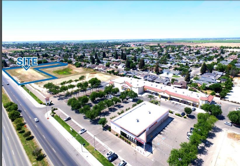 Primary Photo Of 885 E Manning Ave, Parlier Land For Sale