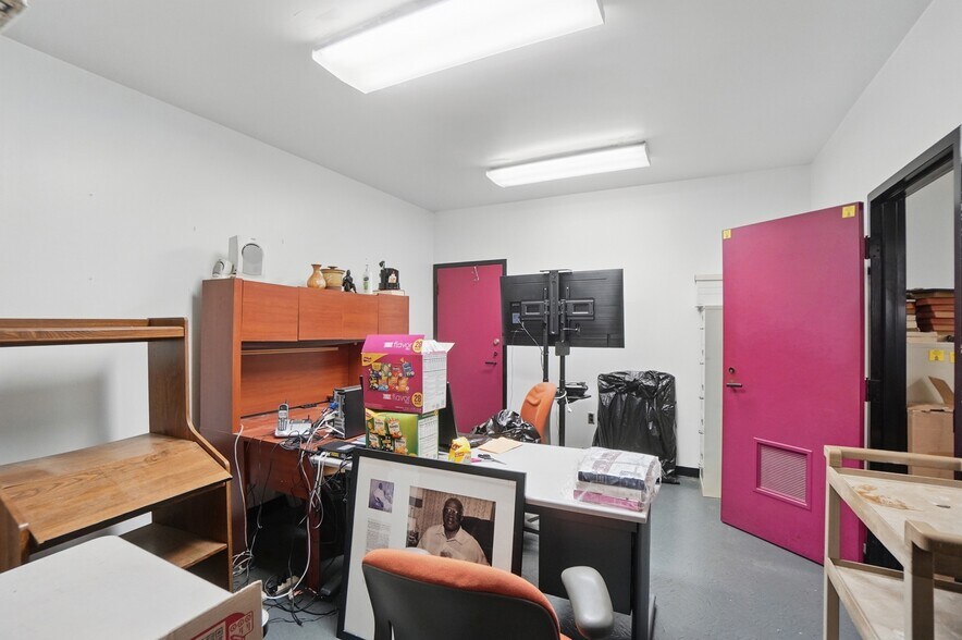 More Photos Of 1708 Baymiller St, Cincinnati Religious Facility For Sale