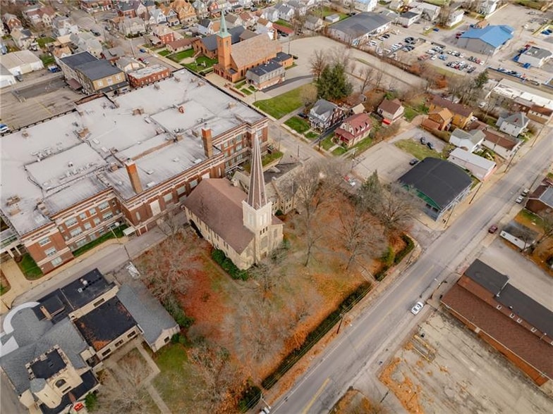 More Photos Of 230 E Jefferson St, Butler Religious Facility For Sale