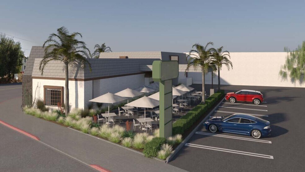 More Photos Of 249 S Indiana Ave, Vista Bank For Lease